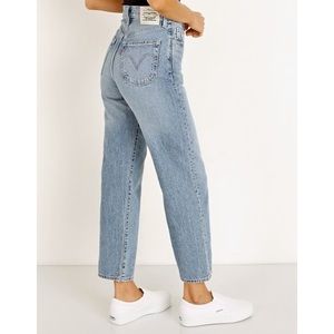 NWT Levi’s Wellthread Ribcage Jeans Light Wash